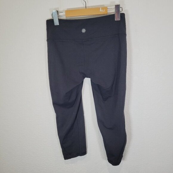 Athleta Chaturanga criss cross crop leggings black - Picture 6 of 9